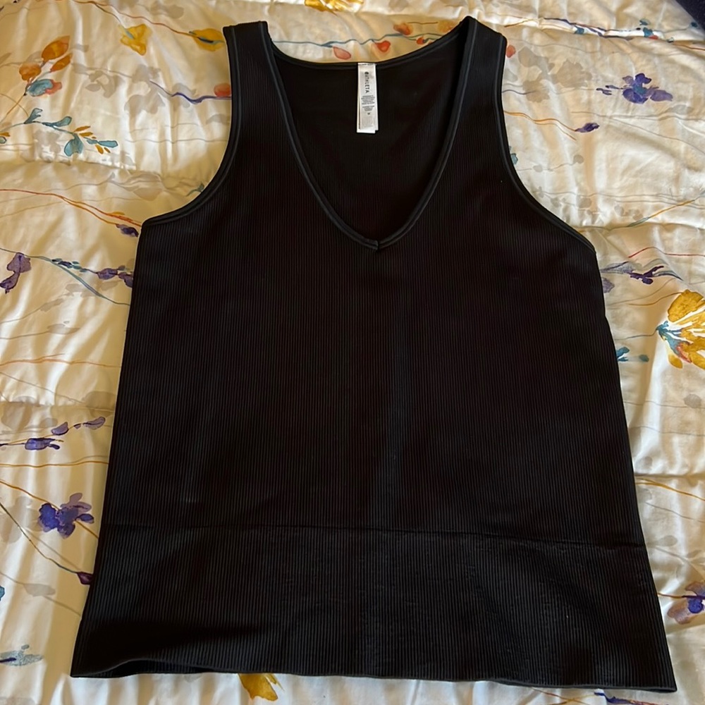 Black v-neck tank